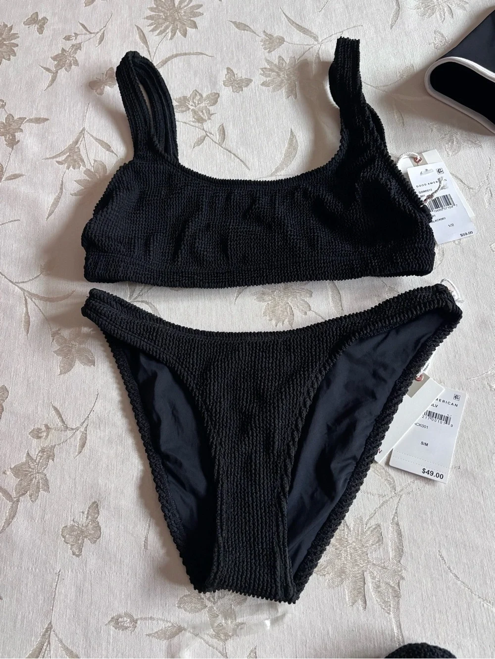 NWT Good American Bathing Suit $350 BUNDLE Small/Medium Bikini Bottoms and Tops
